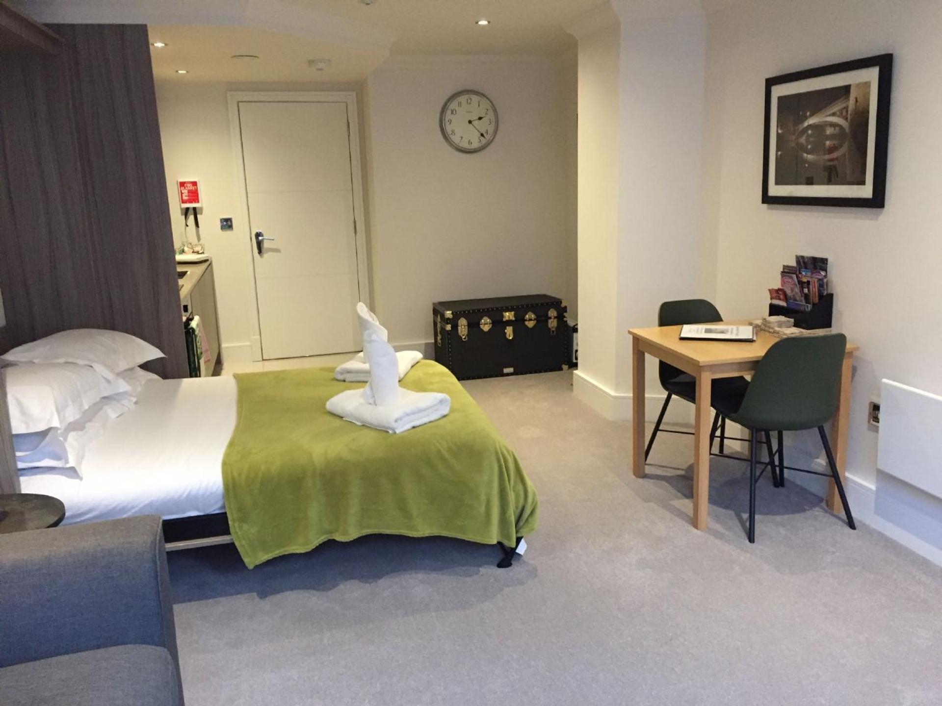 58 Cocoa Suites York Dış mekan fotoğraf